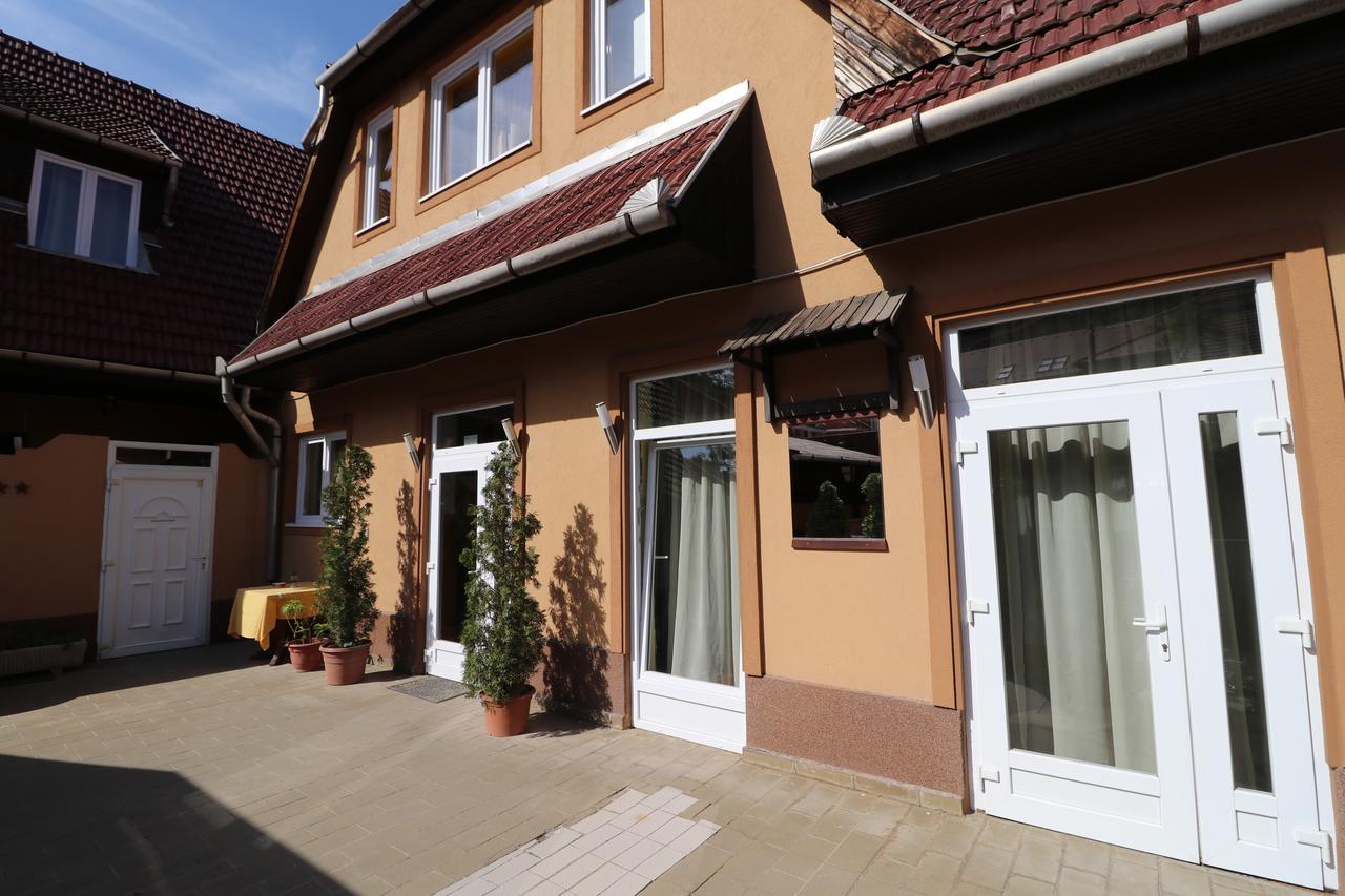 Bed and Breakfast Szekelykert Panzio Miskolc Exterior foto