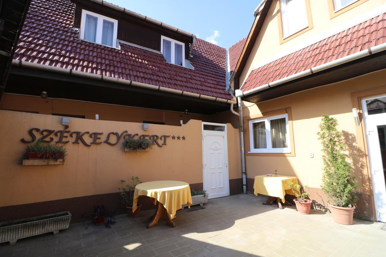 Bed and Breakfast Szekelykert Panzio Miskolc Exterior foto