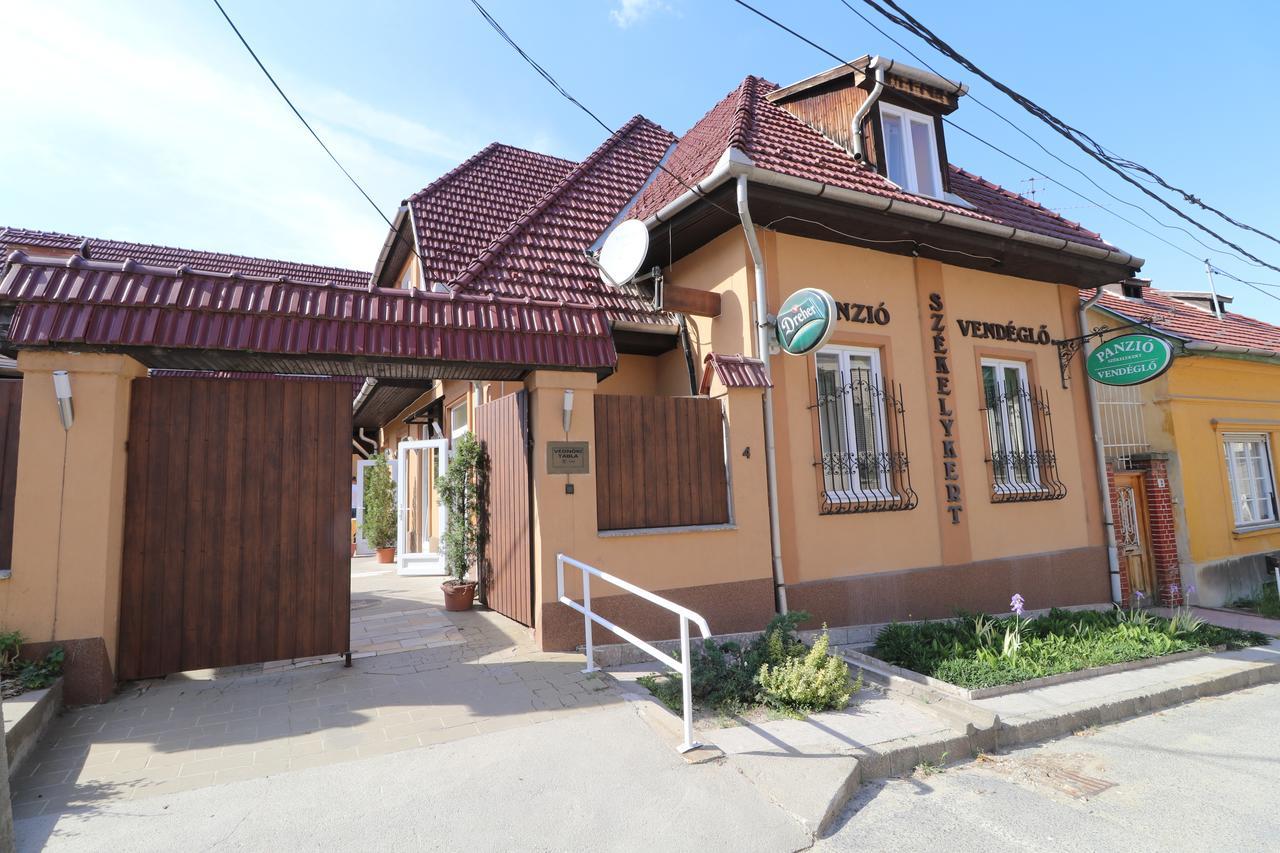 Bed and Breakfast Szekelykert Panzio Miskolc Exterior foto